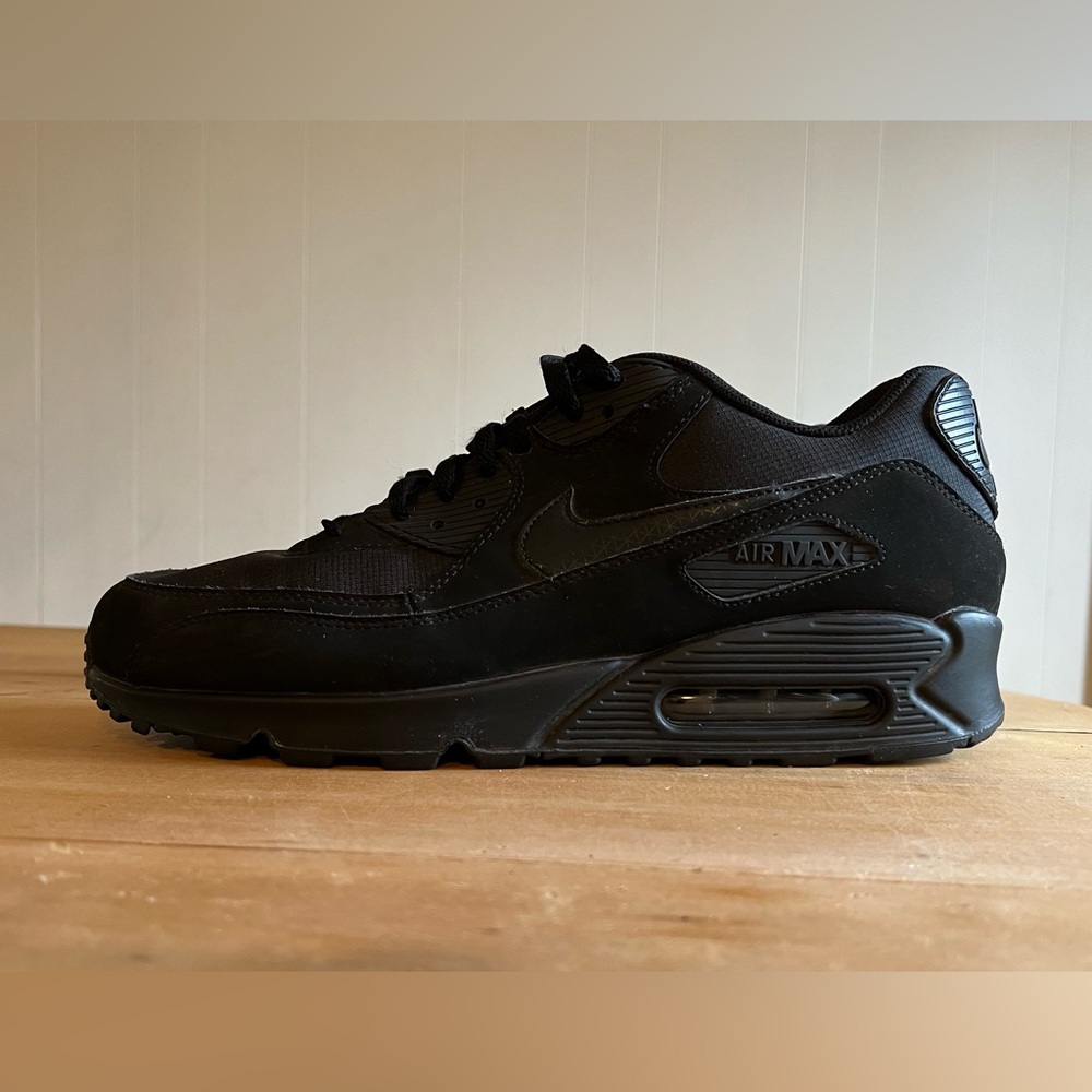 Men’s Nike Air Max size 12.5